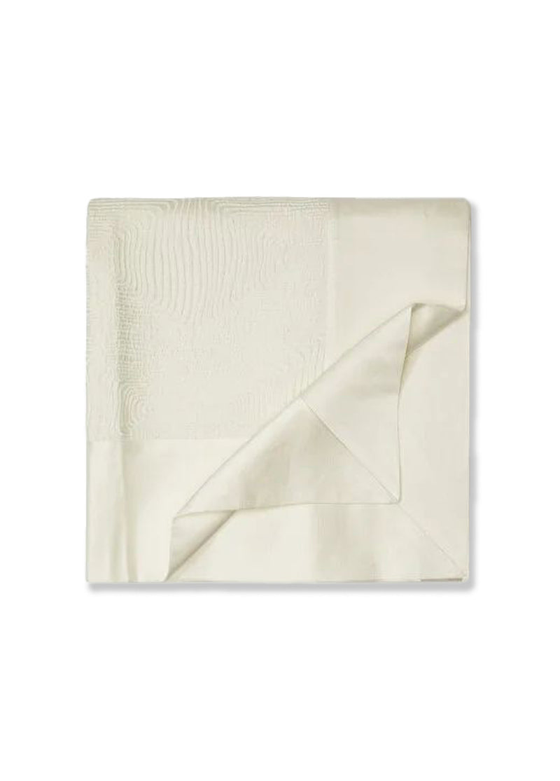 Beyaz Dalga Desenli Masa Örtüsü